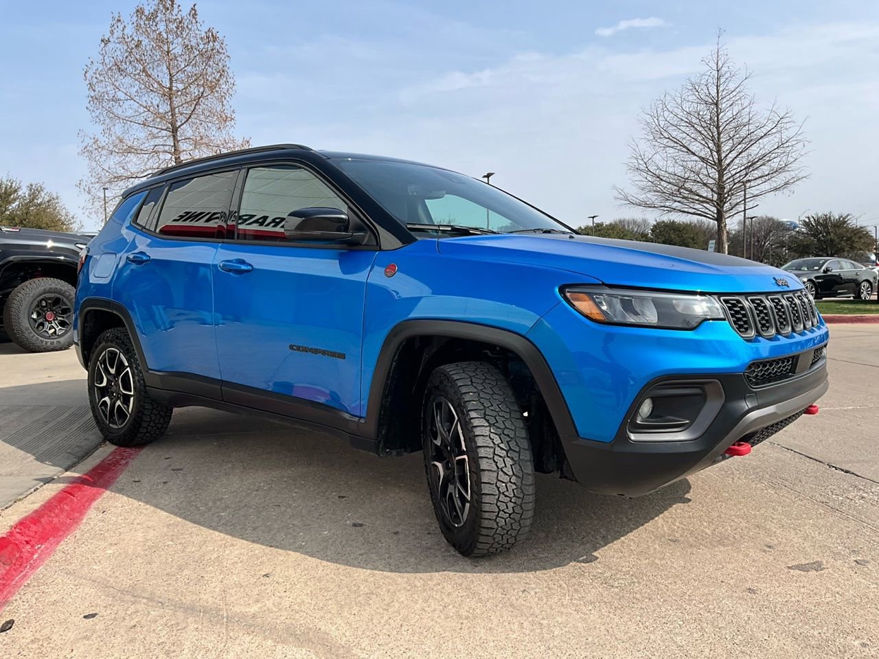 Used 2025 Jeep Compass Trailhawk w/ Trailer Tow Group image 4