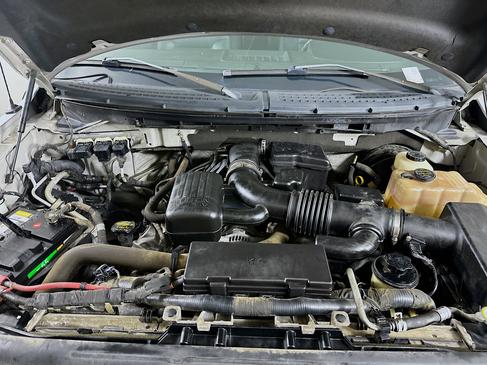 Used 2010 Ford F150 Lariat image 31