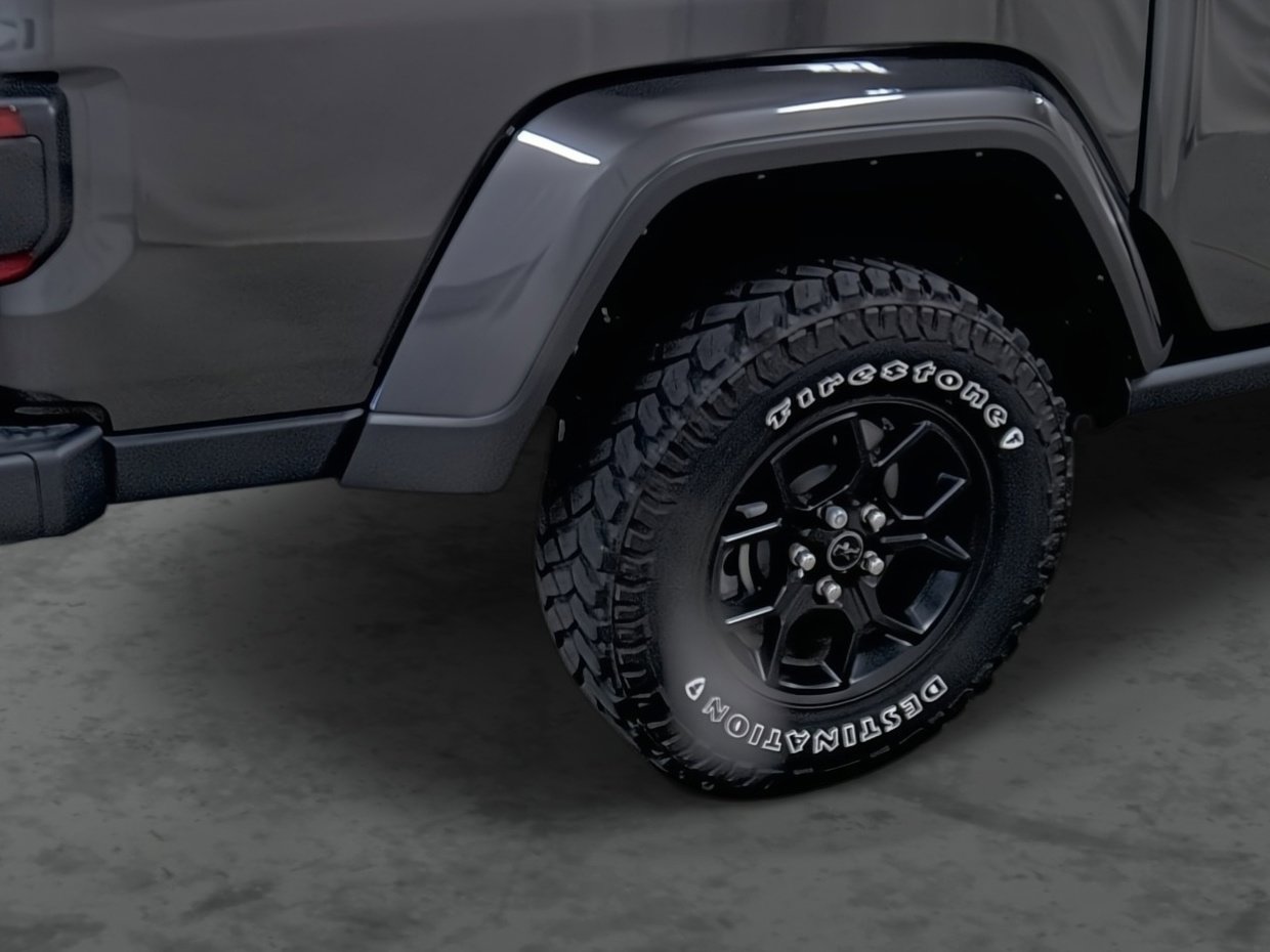 Used 2024 Jeep Gladiator Willys image 12