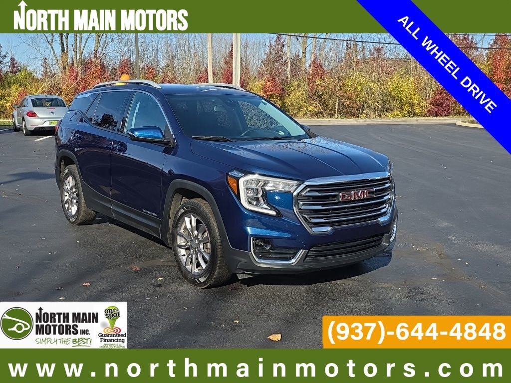 Used 2022 GMC Terrain SLT image 1