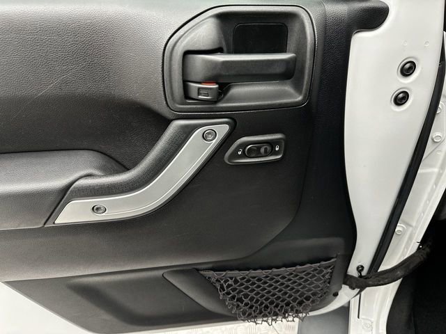 Used 2014 Jeep Wrangler Sahara w/ Connectivity Group image 14