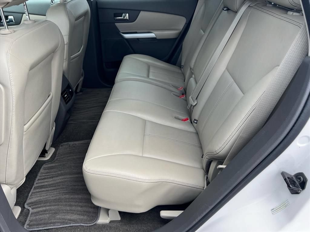 Used 2014 Ford Edge SEL w/ Equipment Group 205A AWD/4WD image 11
