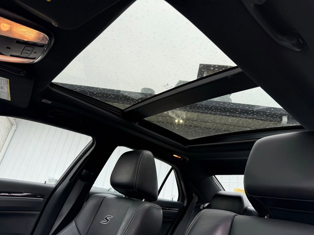 Used 2021 Chrysler 300 S w/ S Model Appearance Package image 14