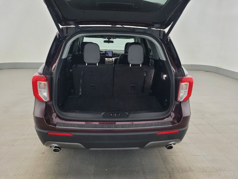 Used 2022 Ford Explorer XLT w/ Equipment Group 202A image 29