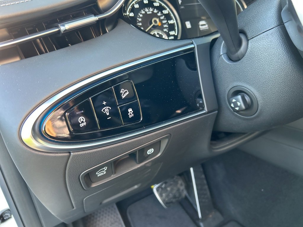 Used 2025 Genesis GV70 3.5T Sport w/ Sport Advanced Package image 18