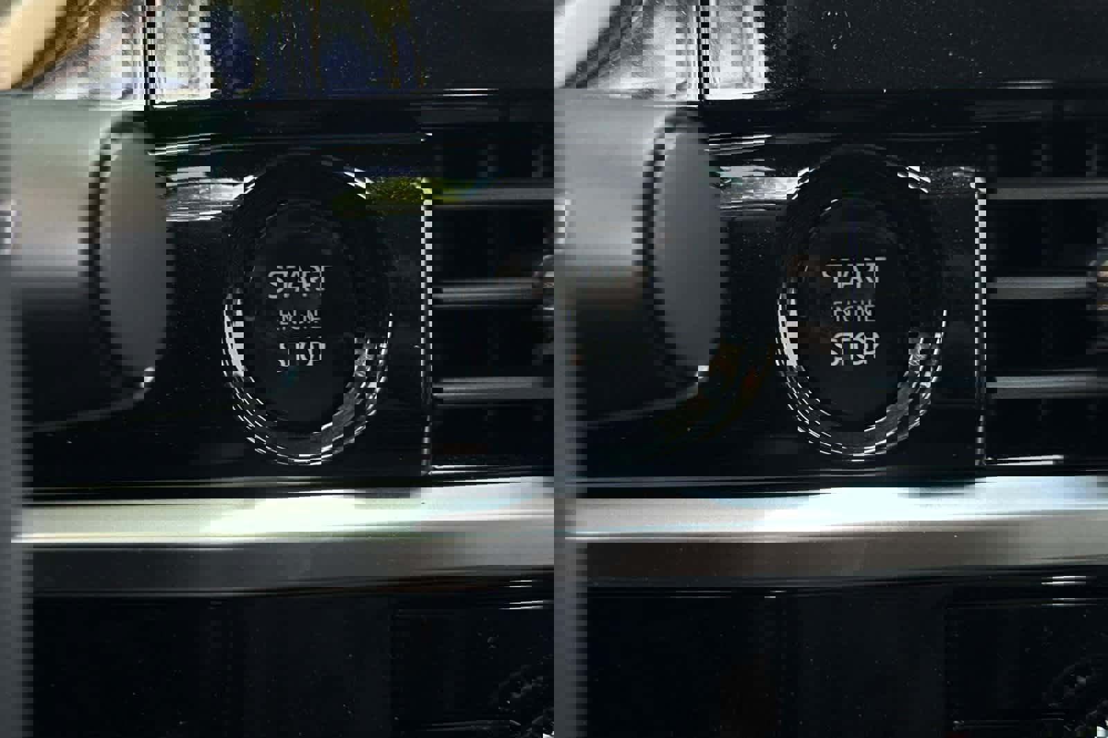 New 2025 Nissan Pathfinder SV image 26