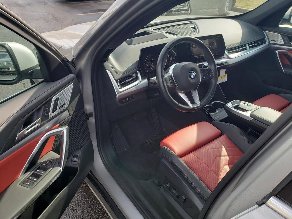 Certified 2023 BMW X1 xDrive28i w/ Premium Package image 9