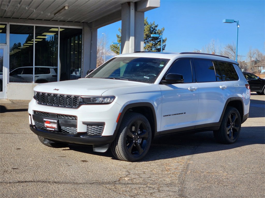 Used 2022 Jeep Grand Cherokee L Altitude image 4