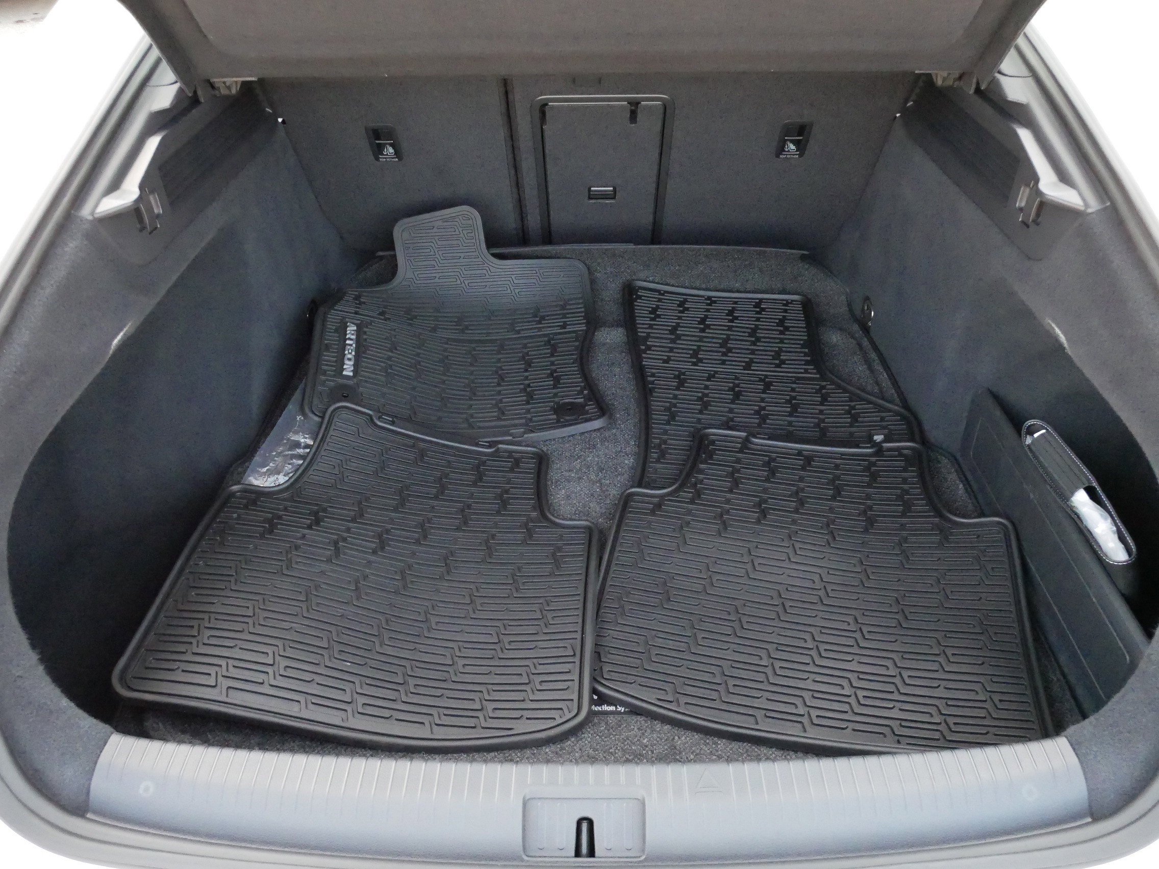 Certified 2023 Volkswagen Arteon SEL Premium image 18