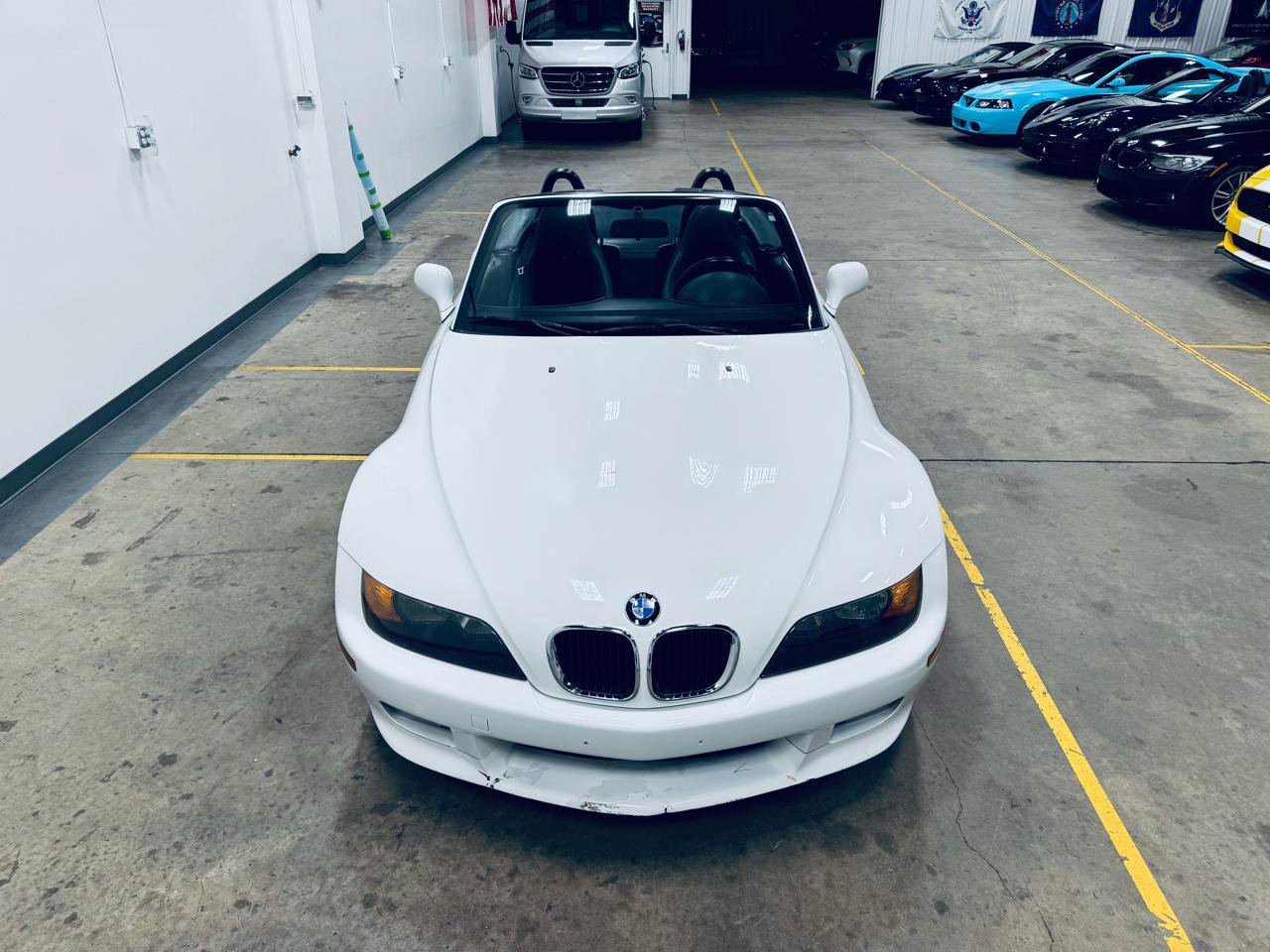 Used 1998 BMW Z3 2.8 RWD image 2