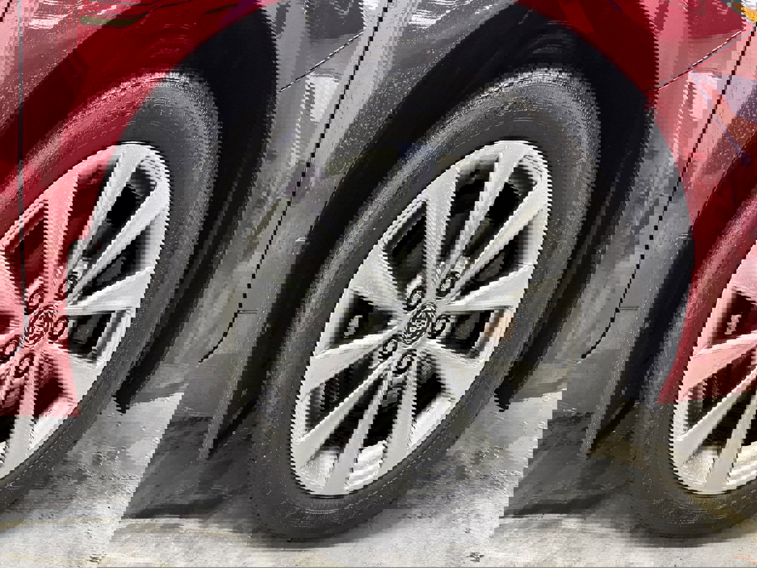 Used 2017 Toyota Camry XLE image 24