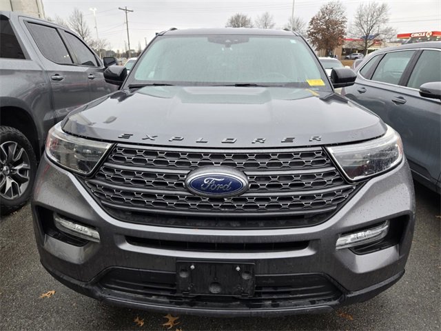 Used 2022 Ford Explorer XLT w/ Equipment Group 202A image 10