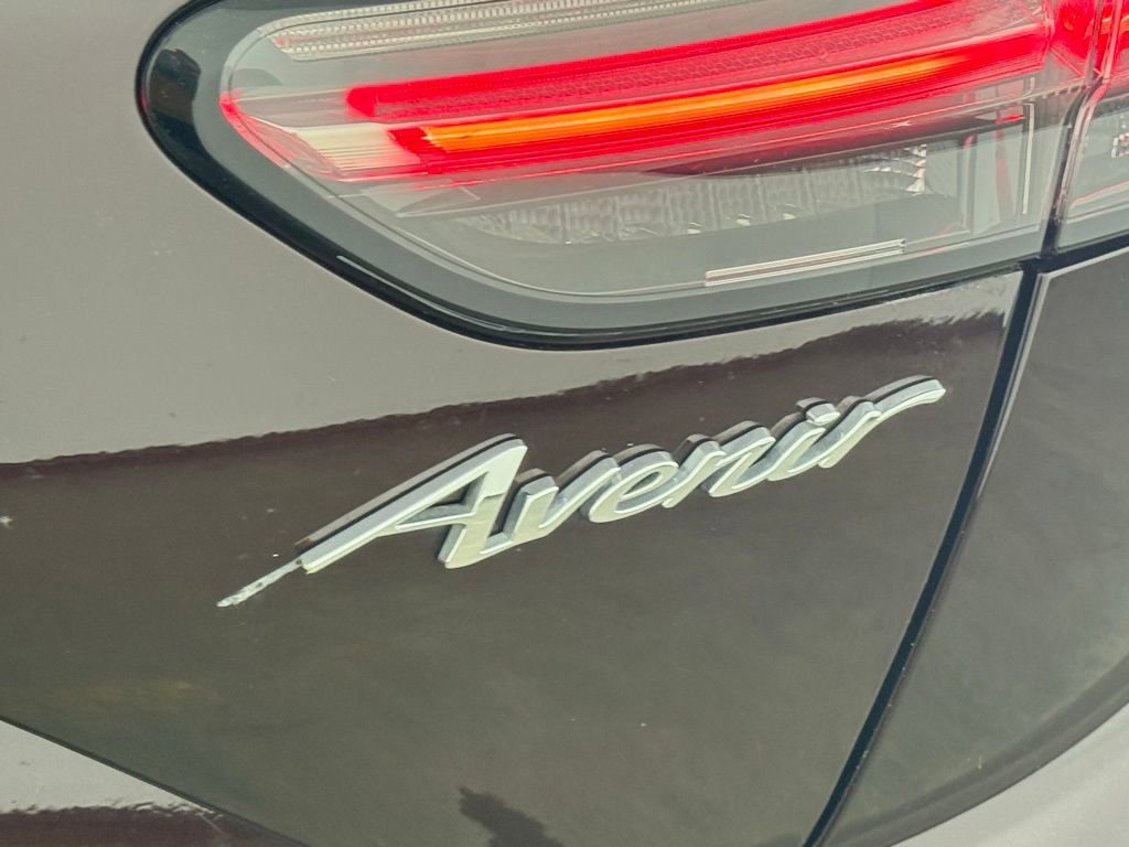 Used 2023 Buick Envision Avenir image 51