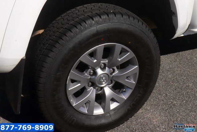 Used 2017 Toyota Tacoma SR5 image 7