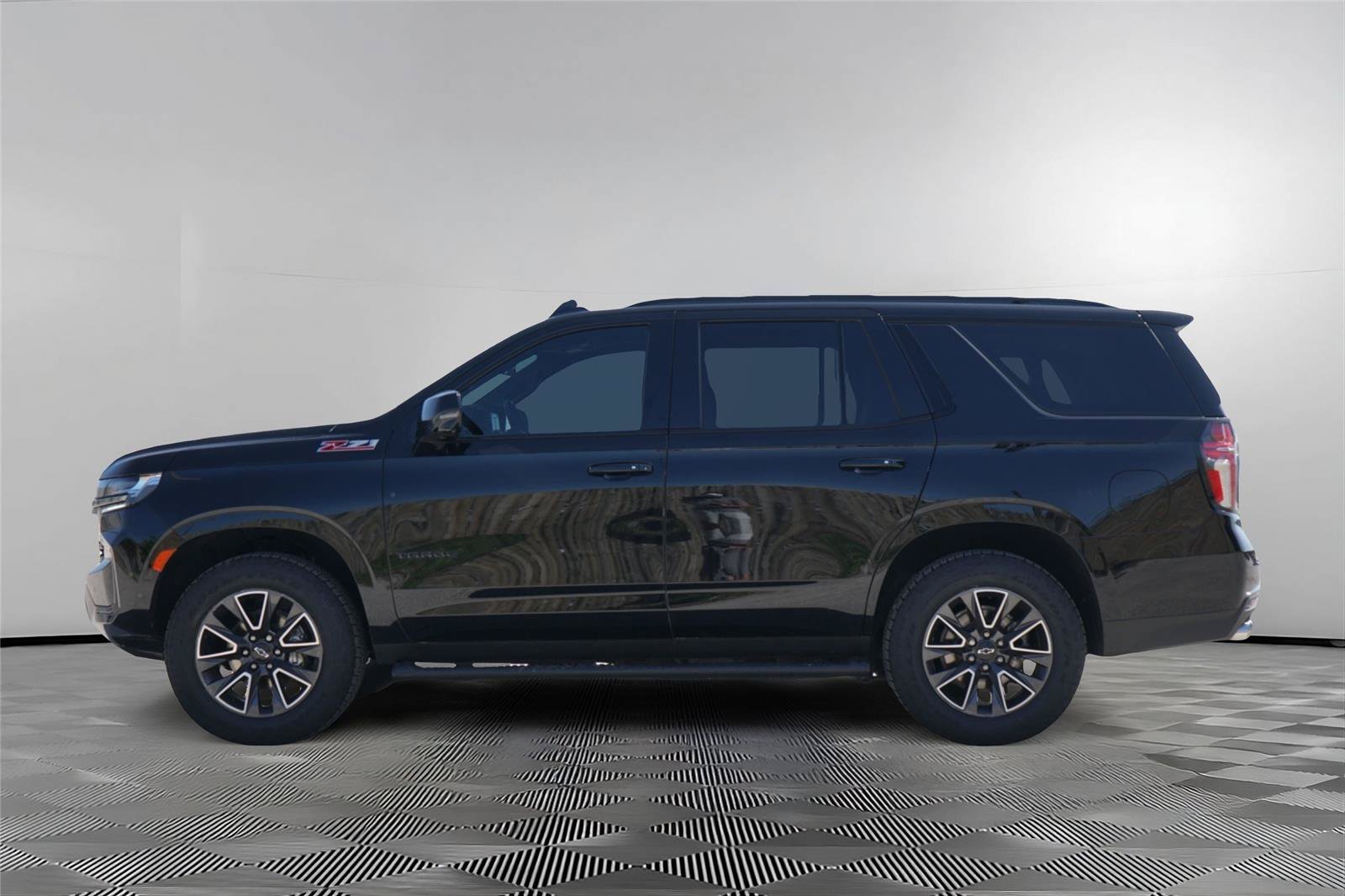 Used 2022 Chevrolet Tahoe Z71 w/ Off-Road Capability Package AWD/4WD image 7