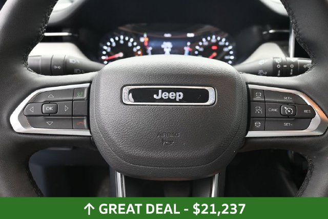 Used 2025 Jeep Compass Limited AWD/4WD image 31