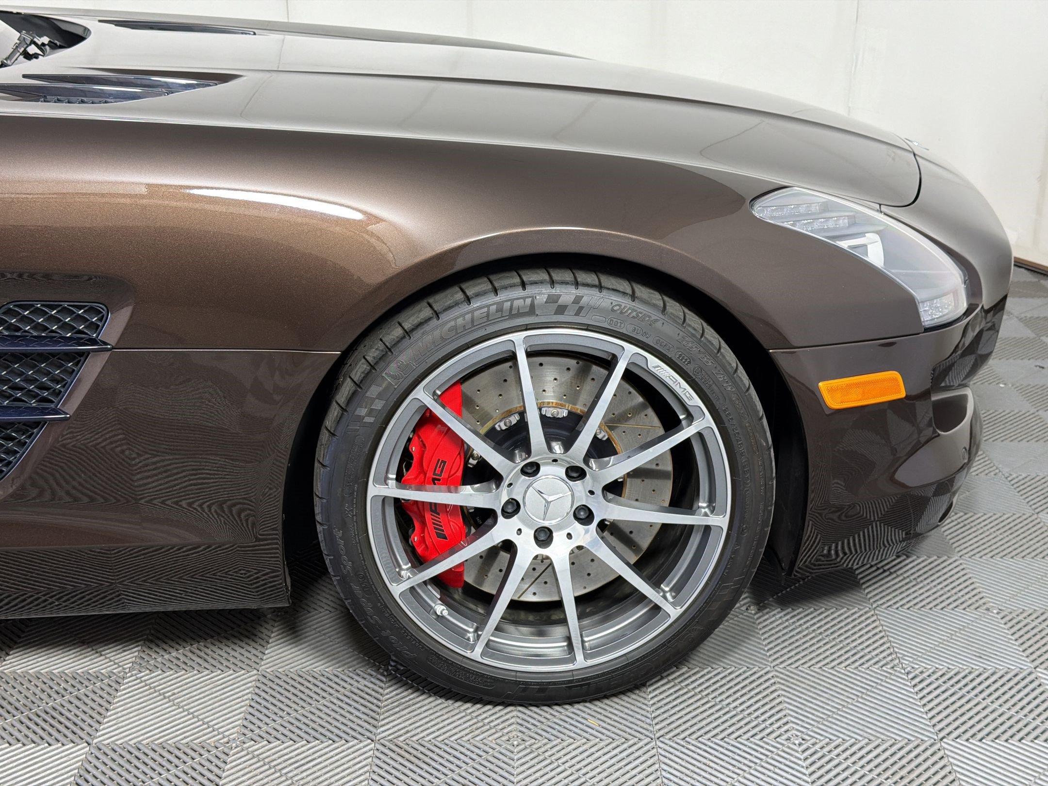 Used 2013 Mercedes-Benz SLS AMG GT Roadster image 13