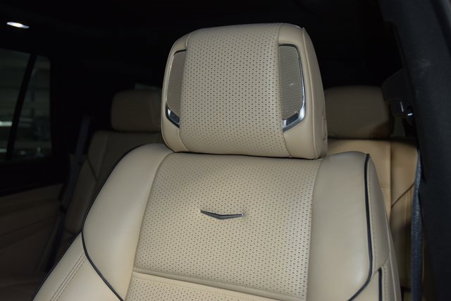 Used 2021 Cadillac Escalade Premium Luxury w/ Driver Assist Tech Package image 44
