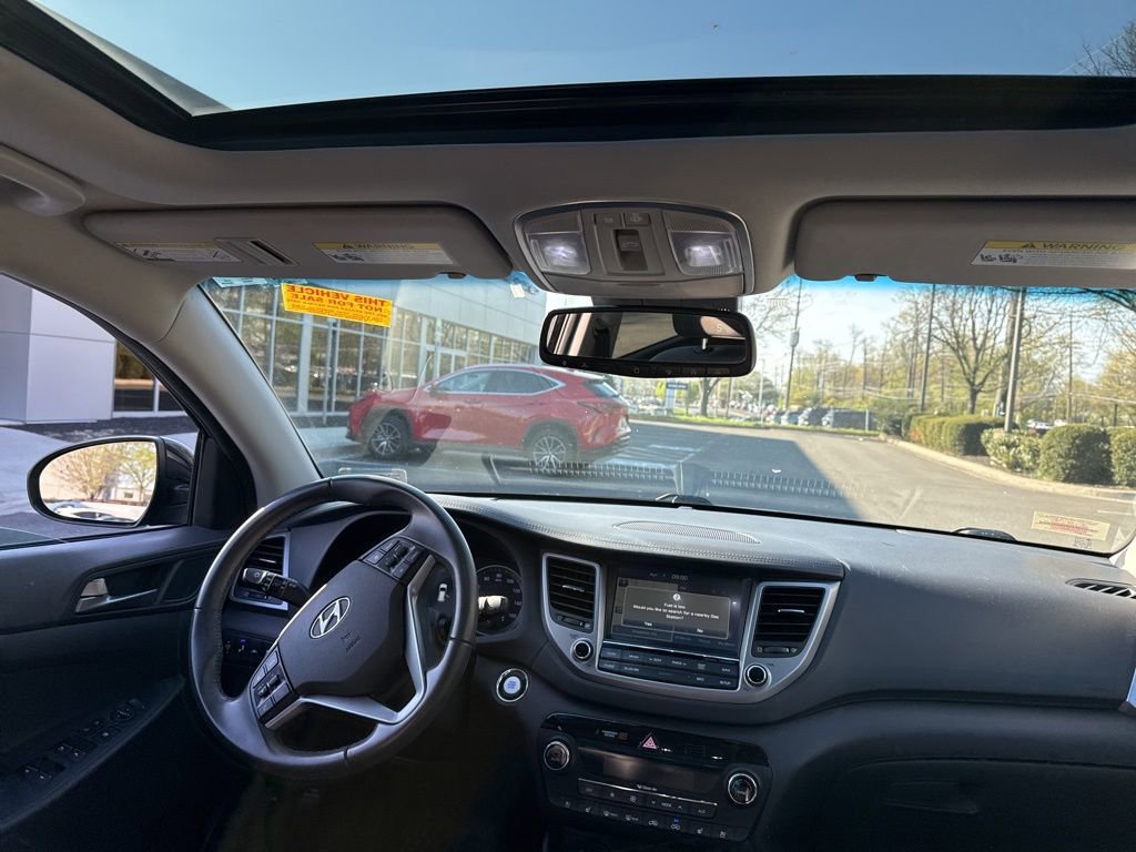 Used 2016 Hyundai Tucson Limited w/ Option Group 03 image 8