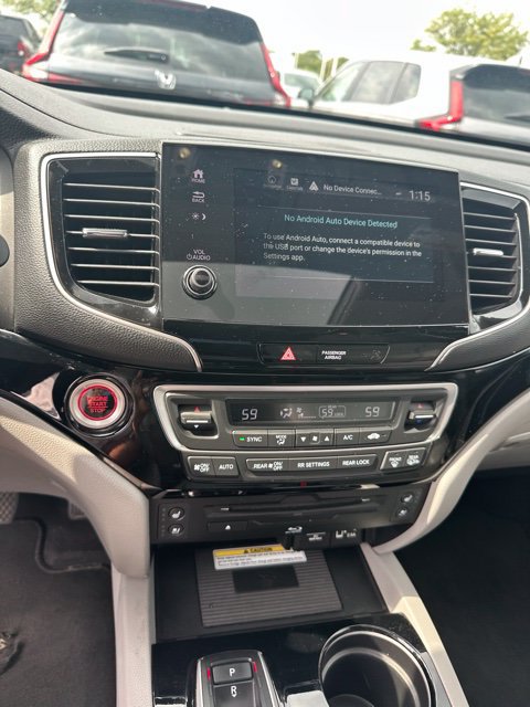 Used 2020 Honda Pilot Elite image 4