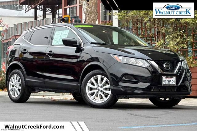 Used 2020 Nissan Rogue Sport S w/ Appearance Package image 1