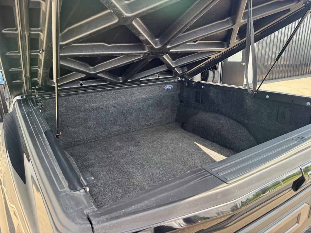 Used 2019 Ford F150 Raptor w/ Equipment Group 802A Luxury image 9