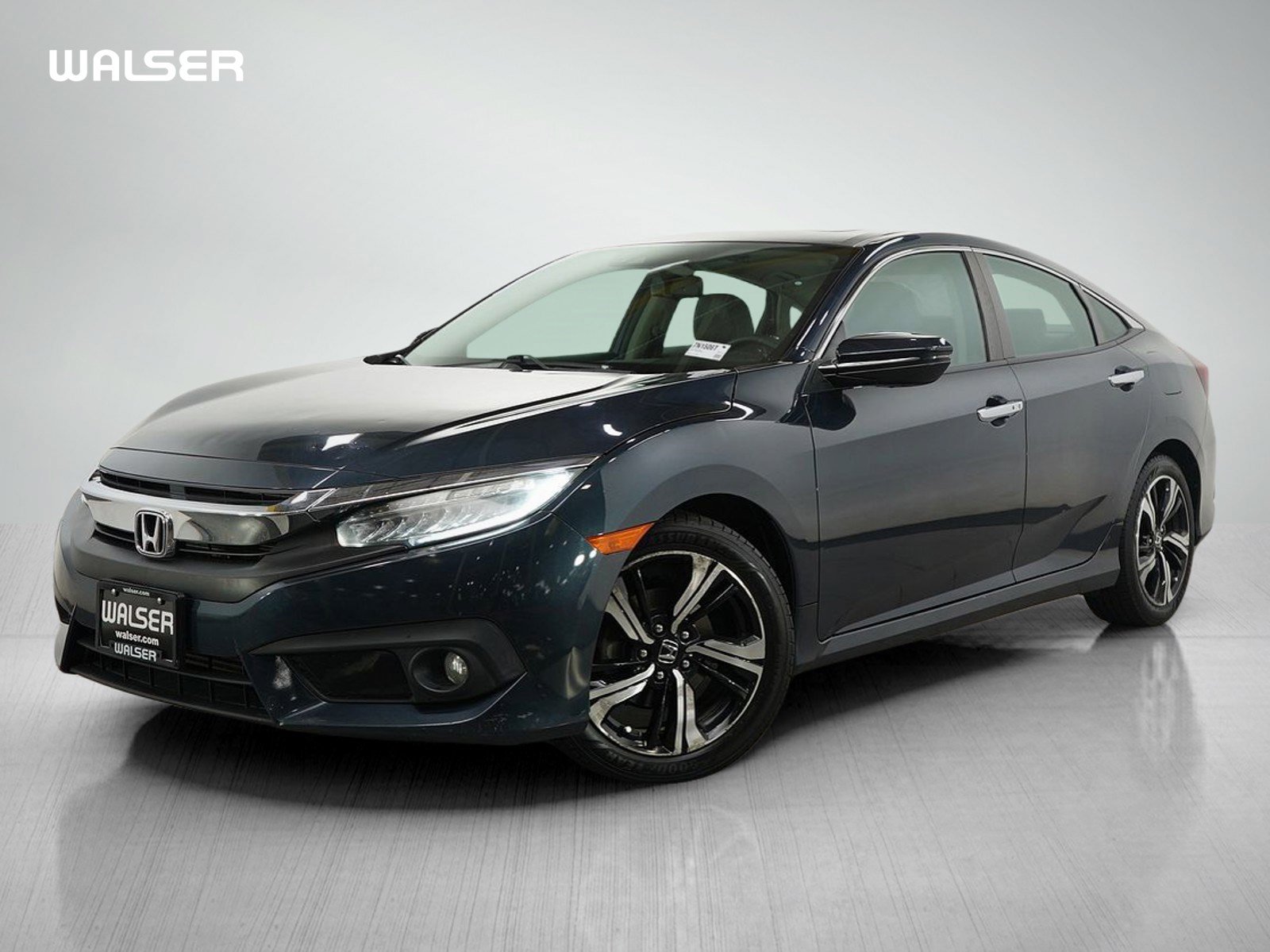 Used 2016 Honda Civic Touring video 1