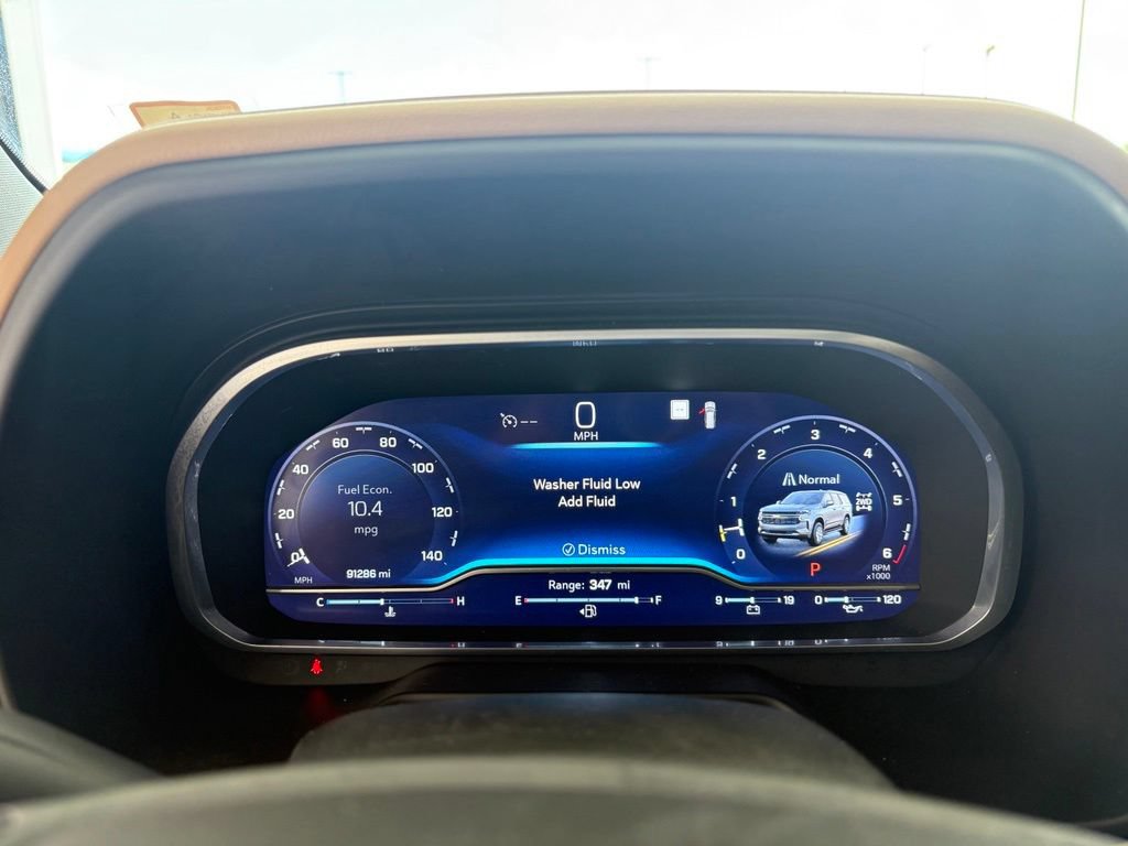 Used 2023 Chevrolet Suburban Premier AWD/4WD image 6