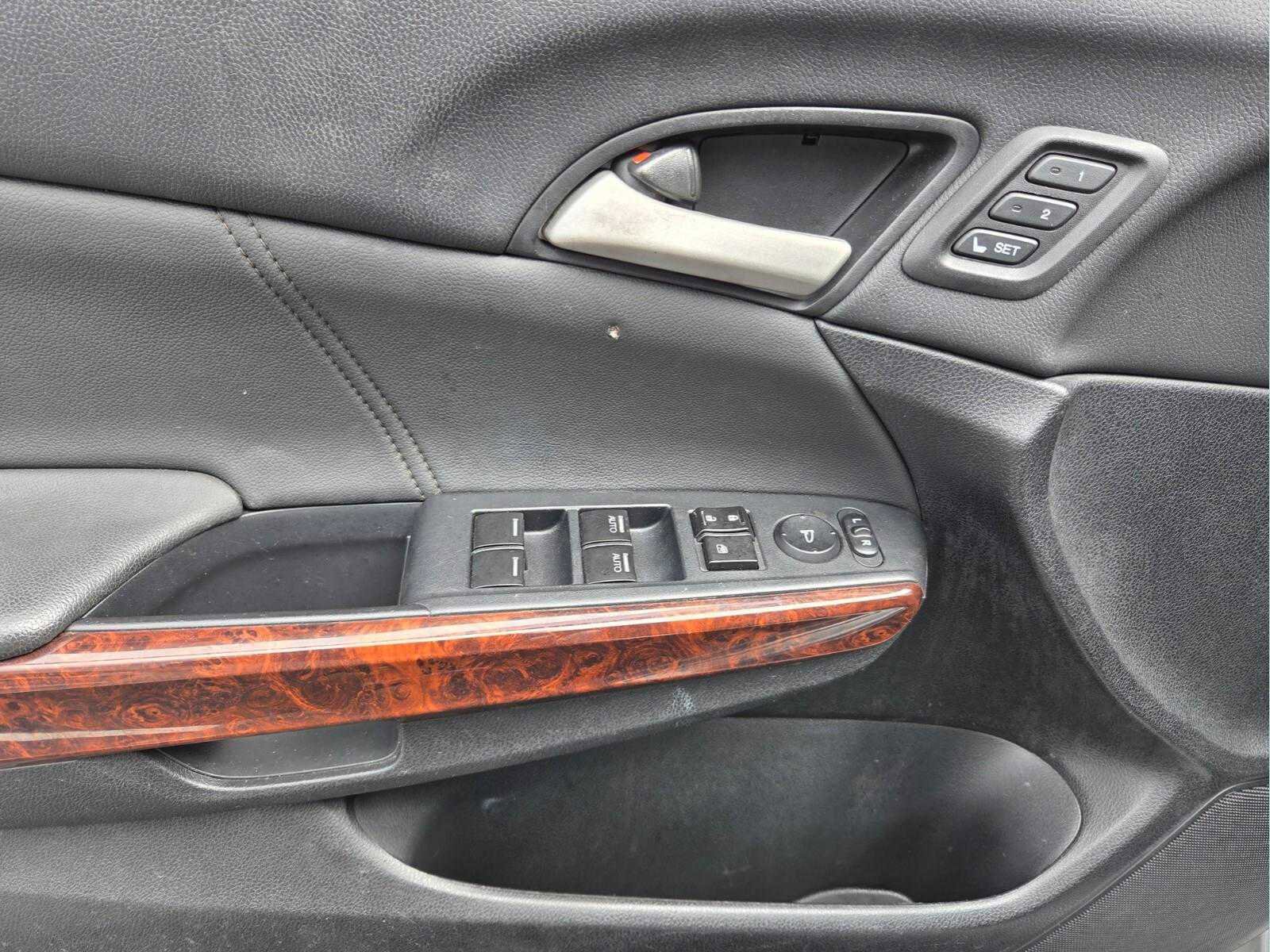 Used 2010 Honda Crosstour EX-L image 23