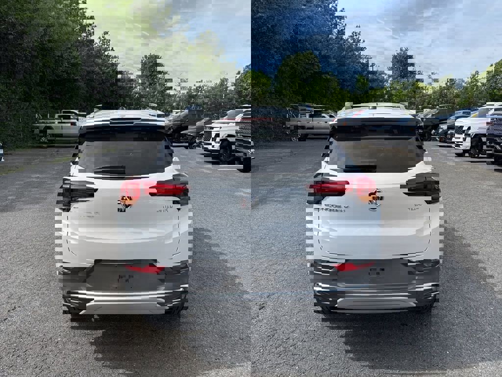 Used 2023 Buick Encore GX Essence w/ Experience Buick Package image 6