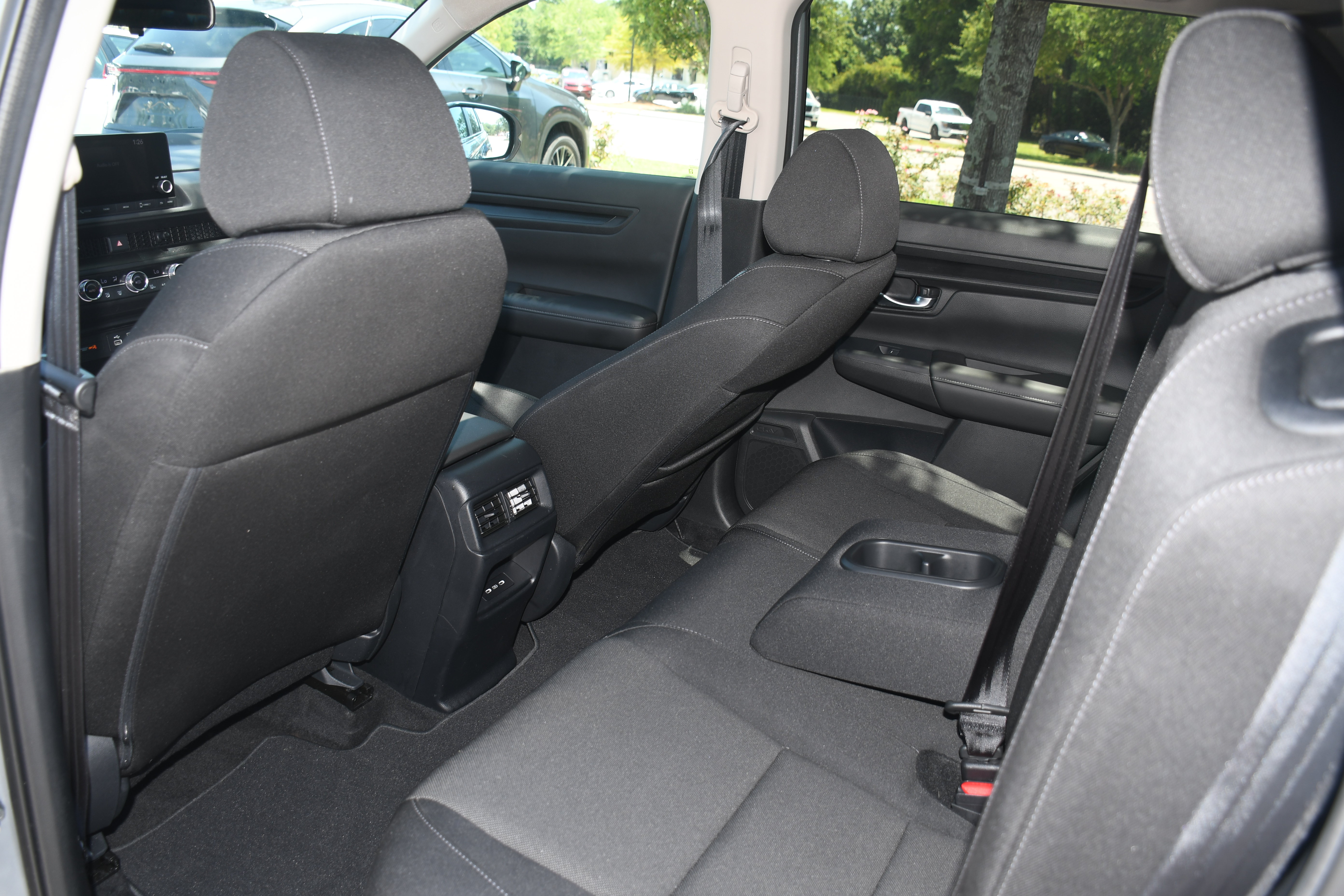 Used 2025 Honda CR-V EX image 13