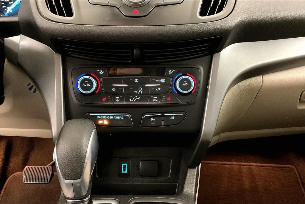 Used 2018 Ford Escape SE w/ Ford Safe & Smart Package image 15