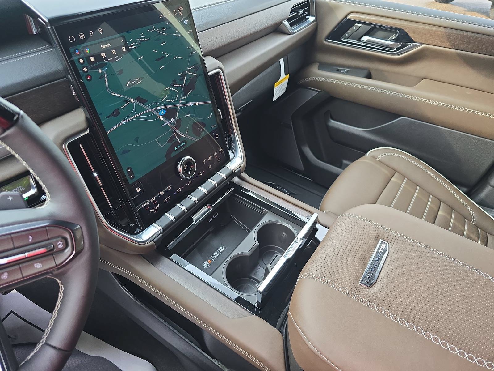 New 2026 GMC Yukon XL Denali Ultimate w/ LPO, Floor Liner Package AWD/4WD image 26