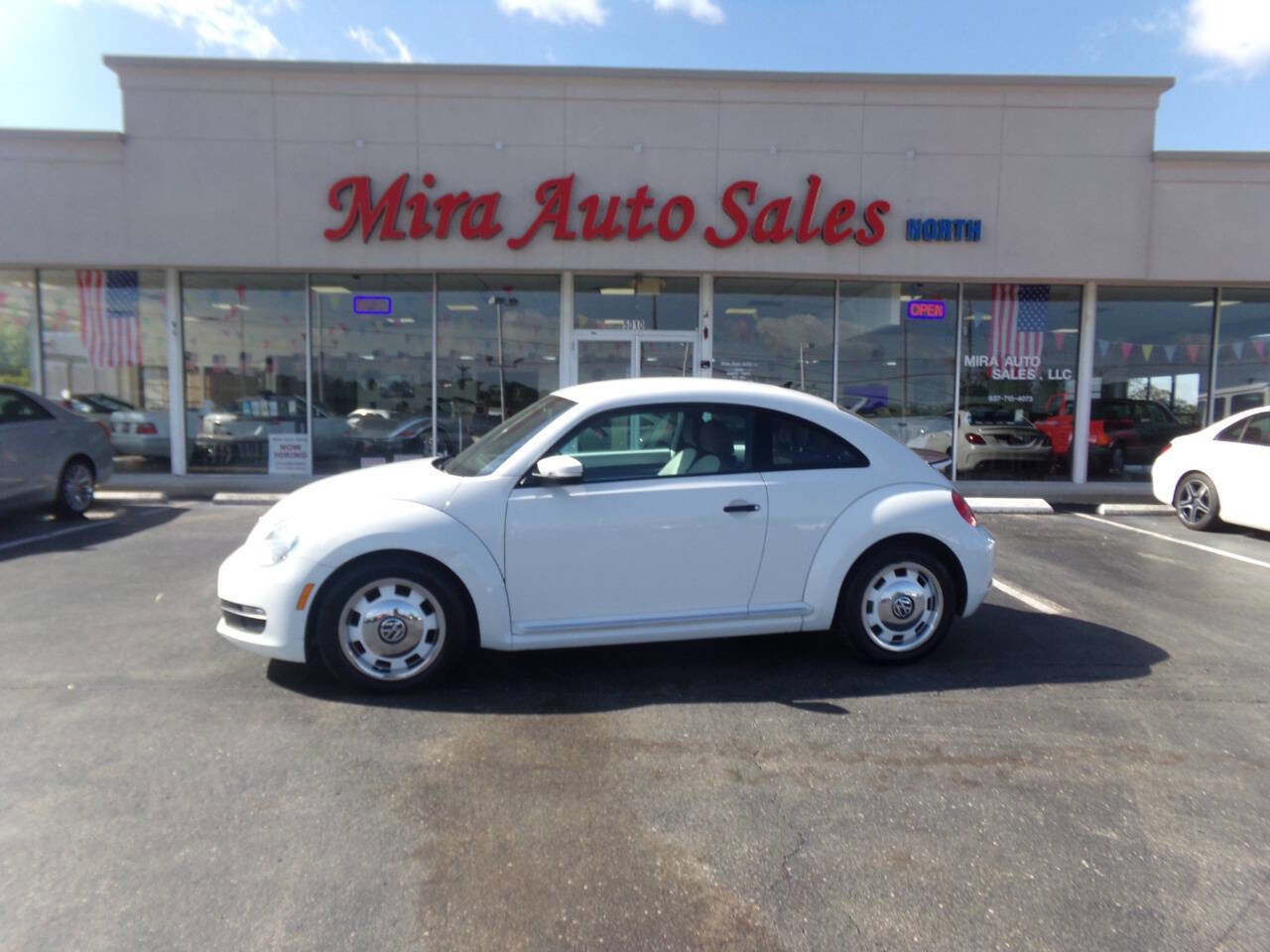 Used 2015 Volkswagen Beetle 1.8T Classic image 1