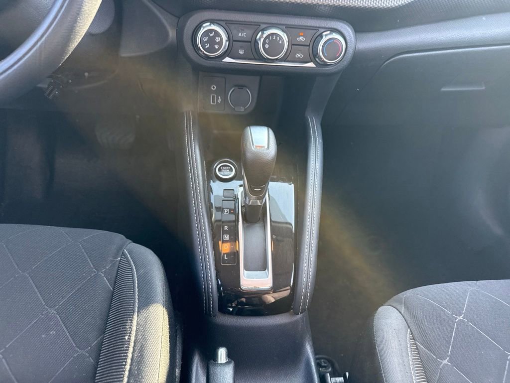 Used 2019 Nissan Kicks S FWD image 12