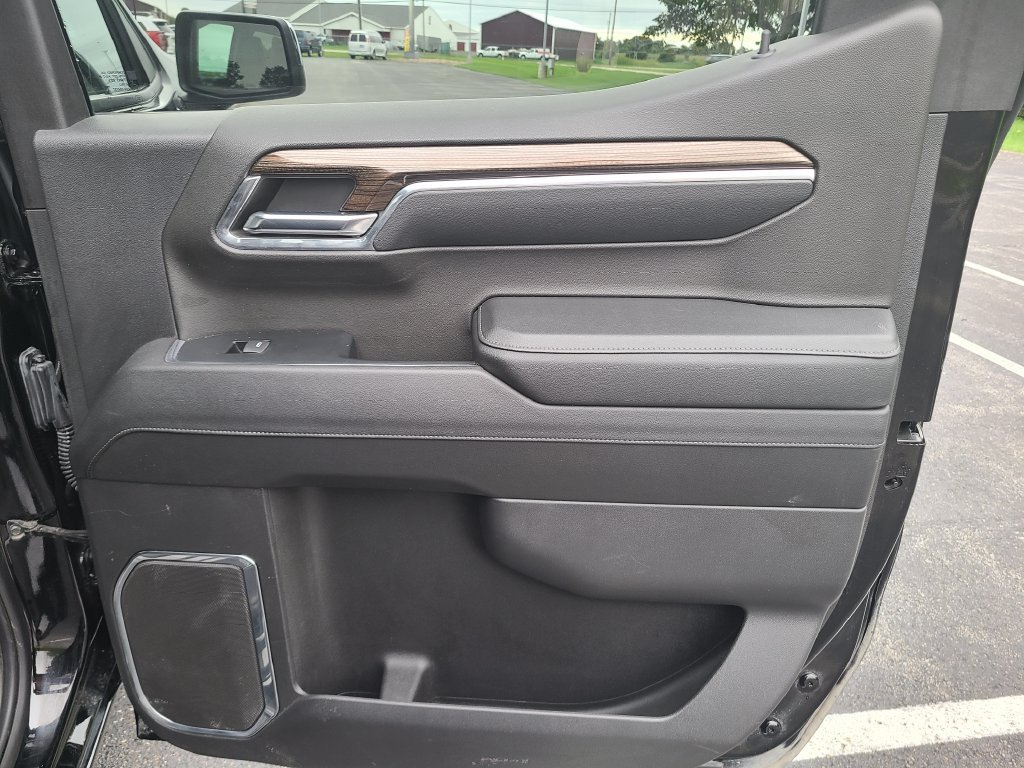 Used 2024 Chevrolet Silverado 1500 LT AWD/4WD image 13