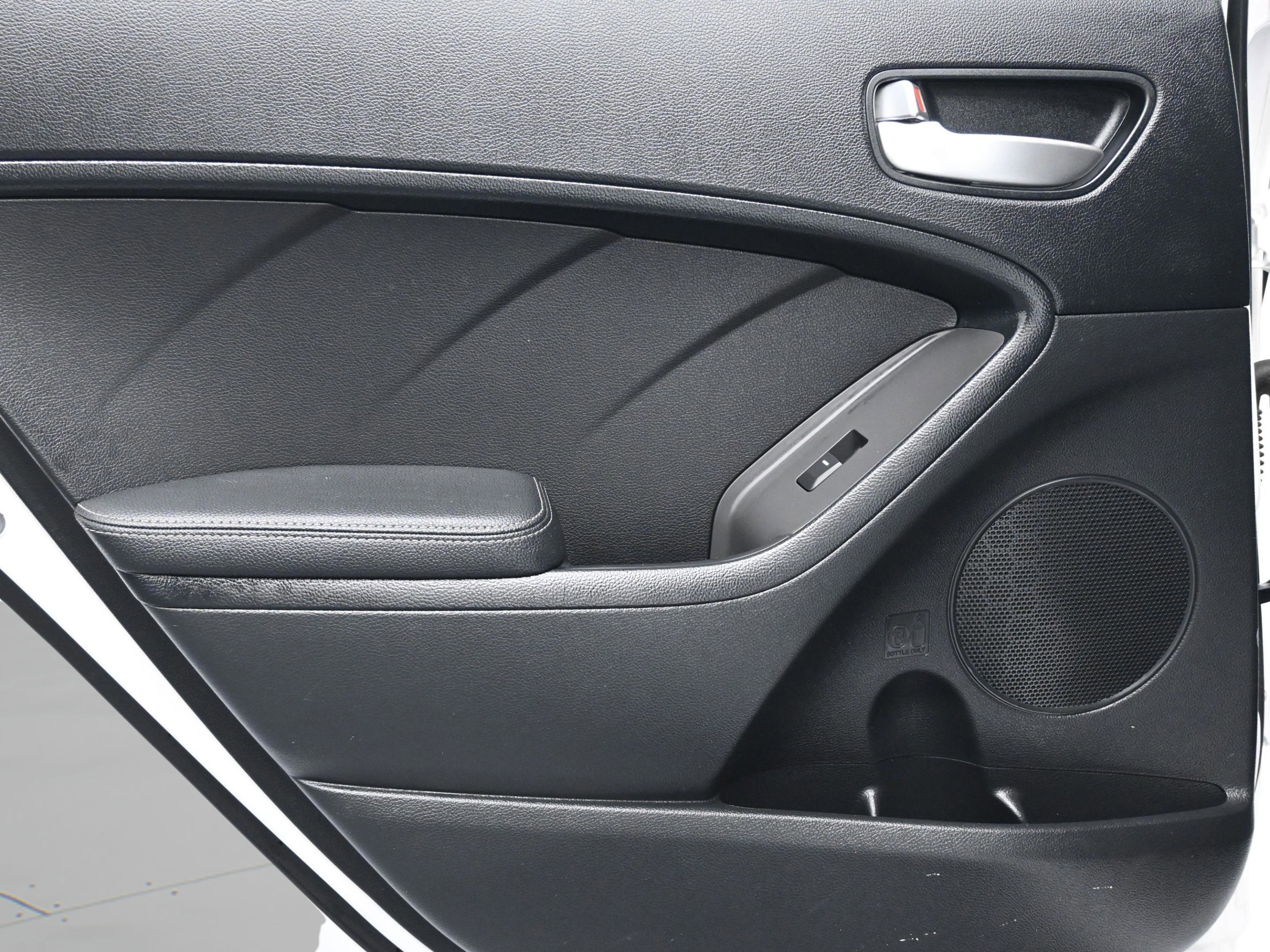 Used 2017 Kia Forte LX w/ LX Popular Package image 12