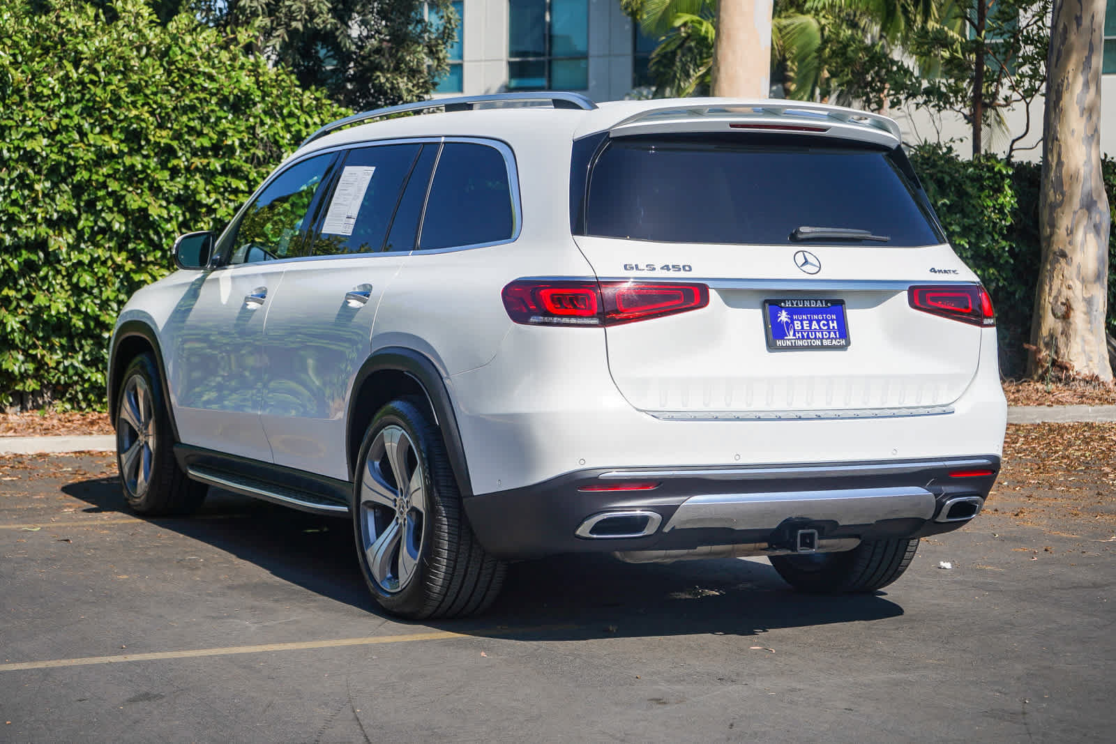 Used 2022 Mercedes-Benz GLS 450 4MATIC image 4