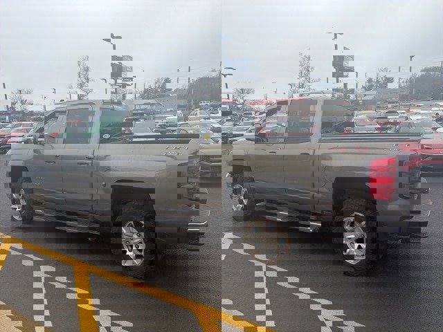 Used 2017 Chevrolet Silverado 1500 LT w/ All Star Edition image 13