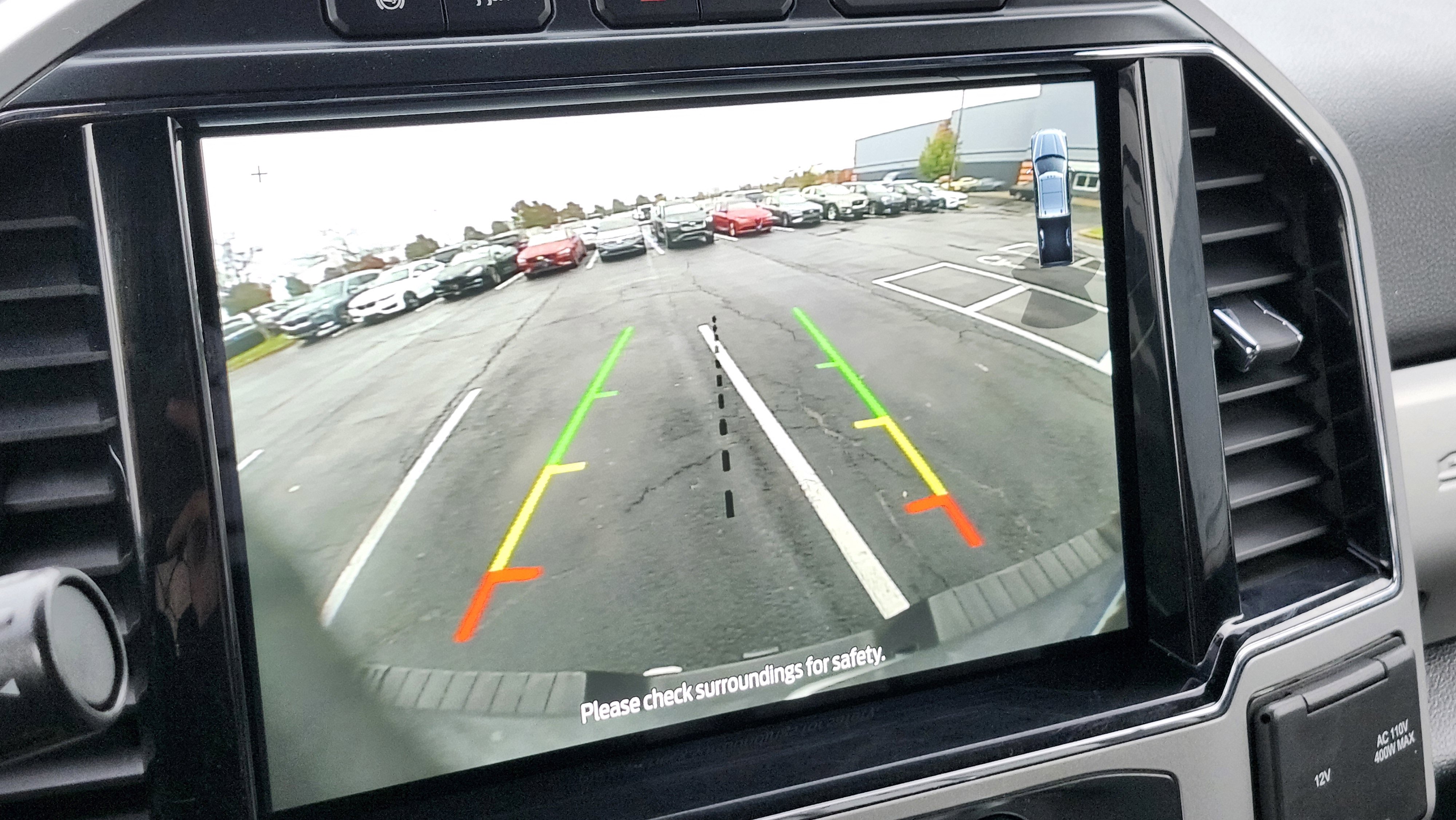 Used 2022 Ford F350 Lariat w/ Chrome Package image 28