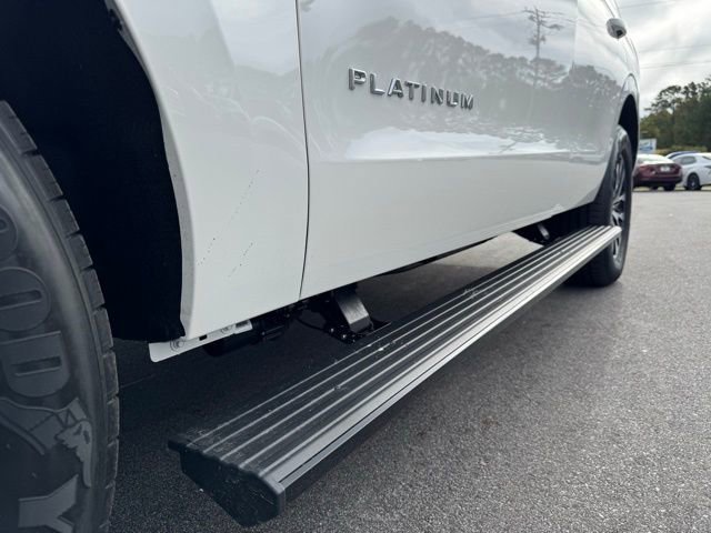New 2025 Ford Expedition Platinum image 32
