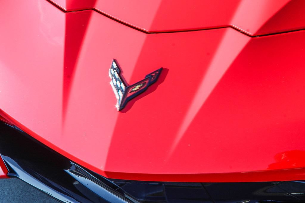 Used 2024 Chevrolet Corvette Stingray Premium Cpe w/ 3LT RWD image 6