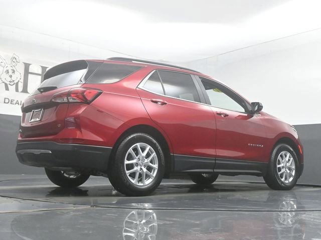 Used 2024 Chevrolet Equinox LT FWD image 32