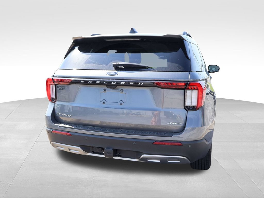 Used 2025 Ford Explorer Active w/ Active Comfort Package AWD/4WD image 17