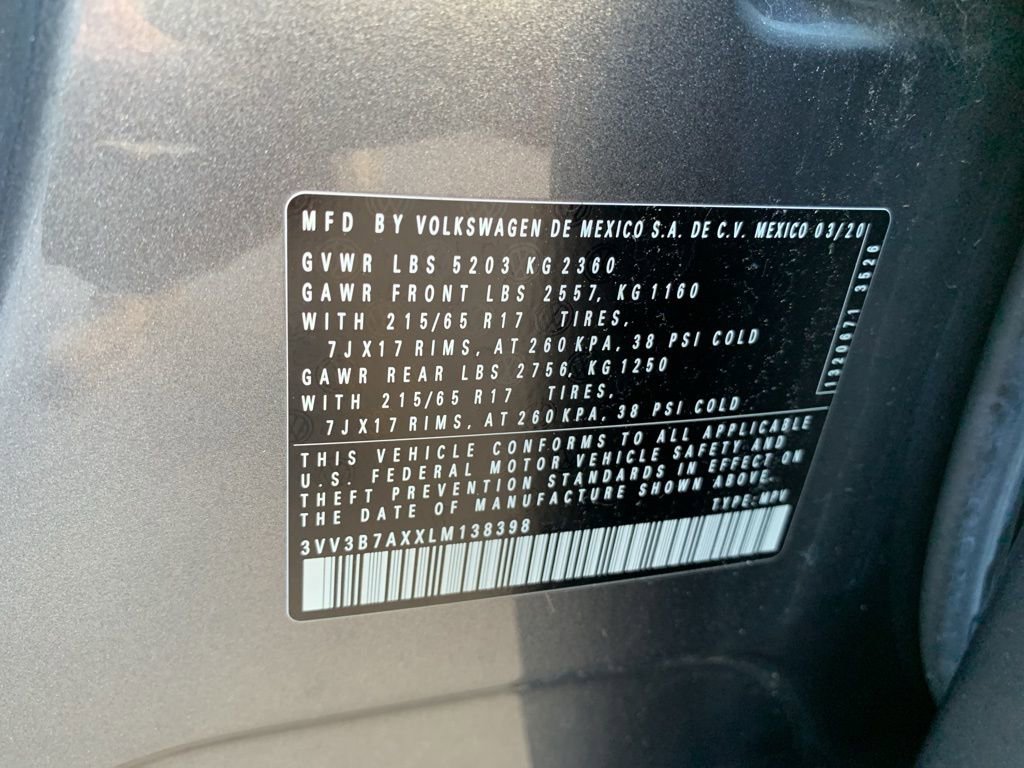 Used 2020 Volkswagen Tiguan SE w/ Panoramic Sunroof Package image 39