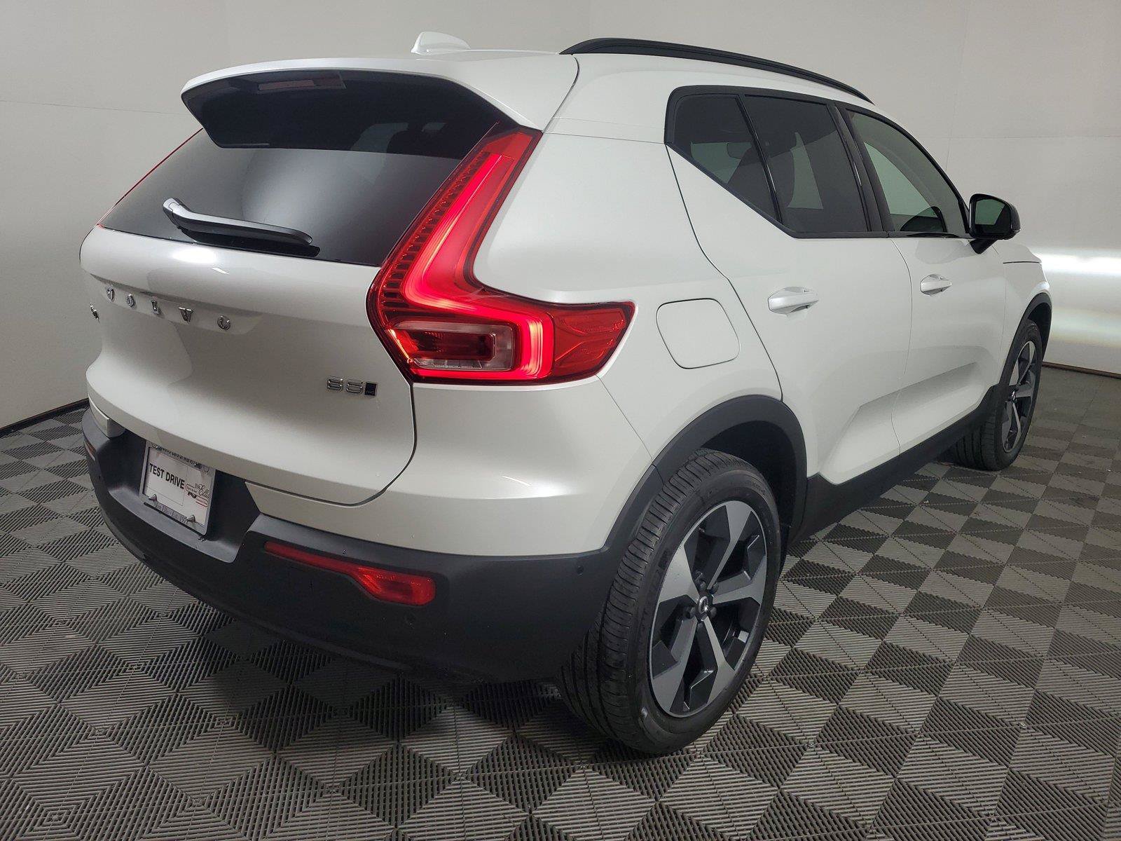 New 2026 Volvo XC40 B5 Plus w/ Protection Package Premier AWD/4WD image 6