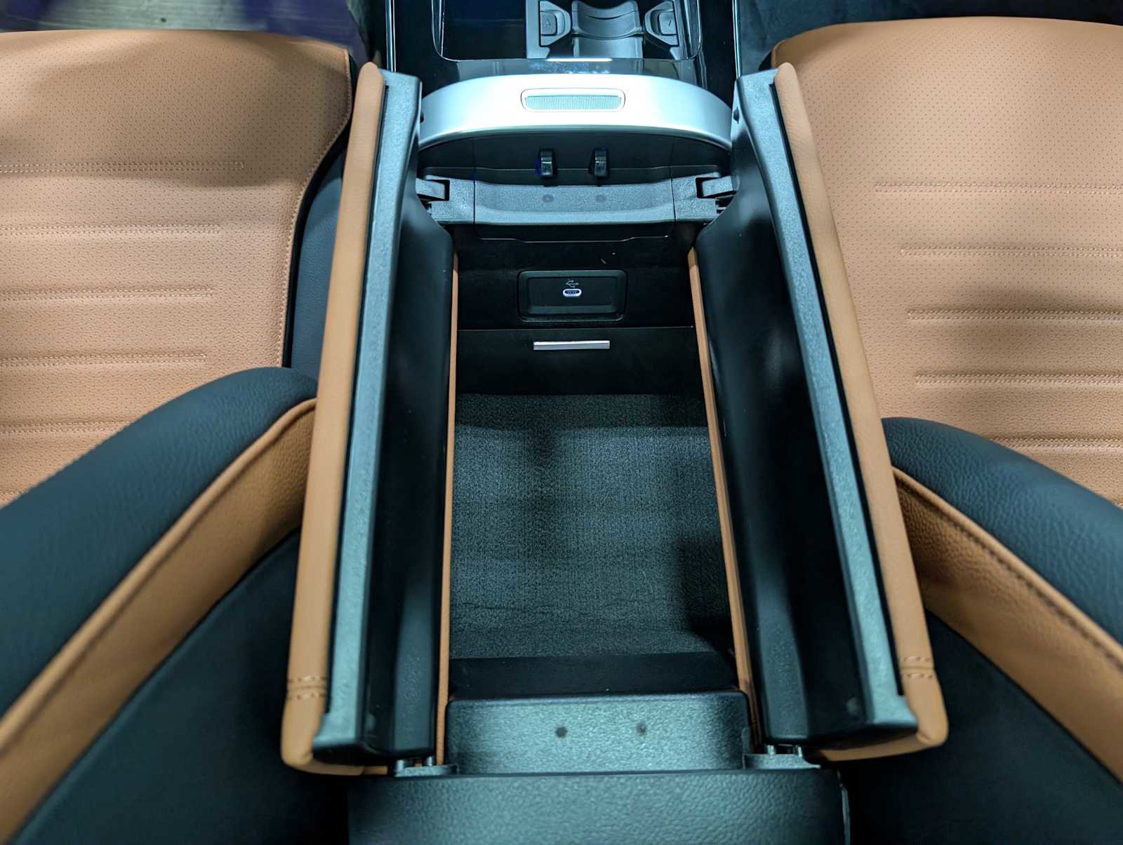 New 2026 Mercedes-Benz C 300 4MATIC Sedan image 18