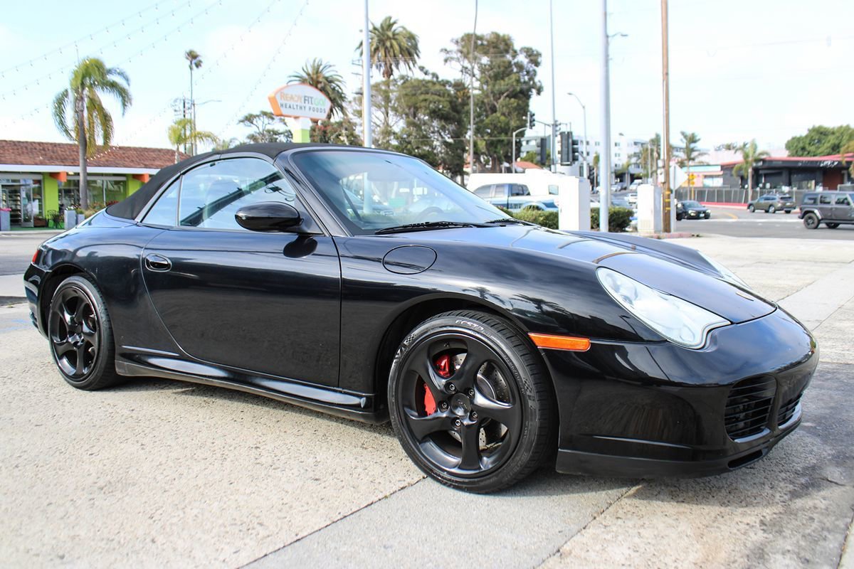 Used 2004 Porsche 911 Carrera 4S AWD/4WD image 8