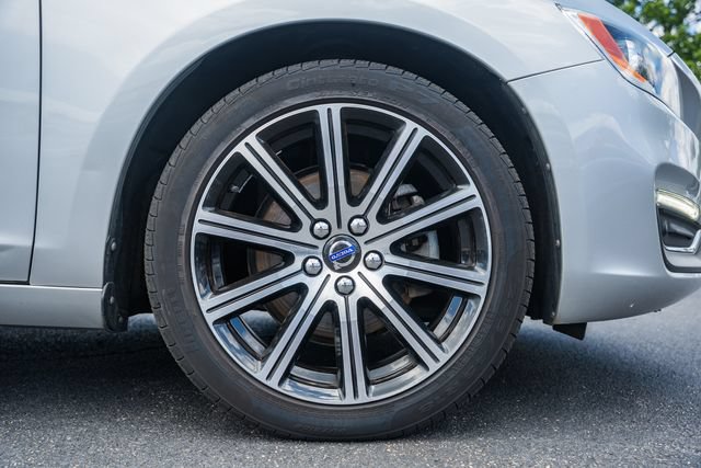 Used 2018 Volvo S60 T5 Inscription FWD image 16