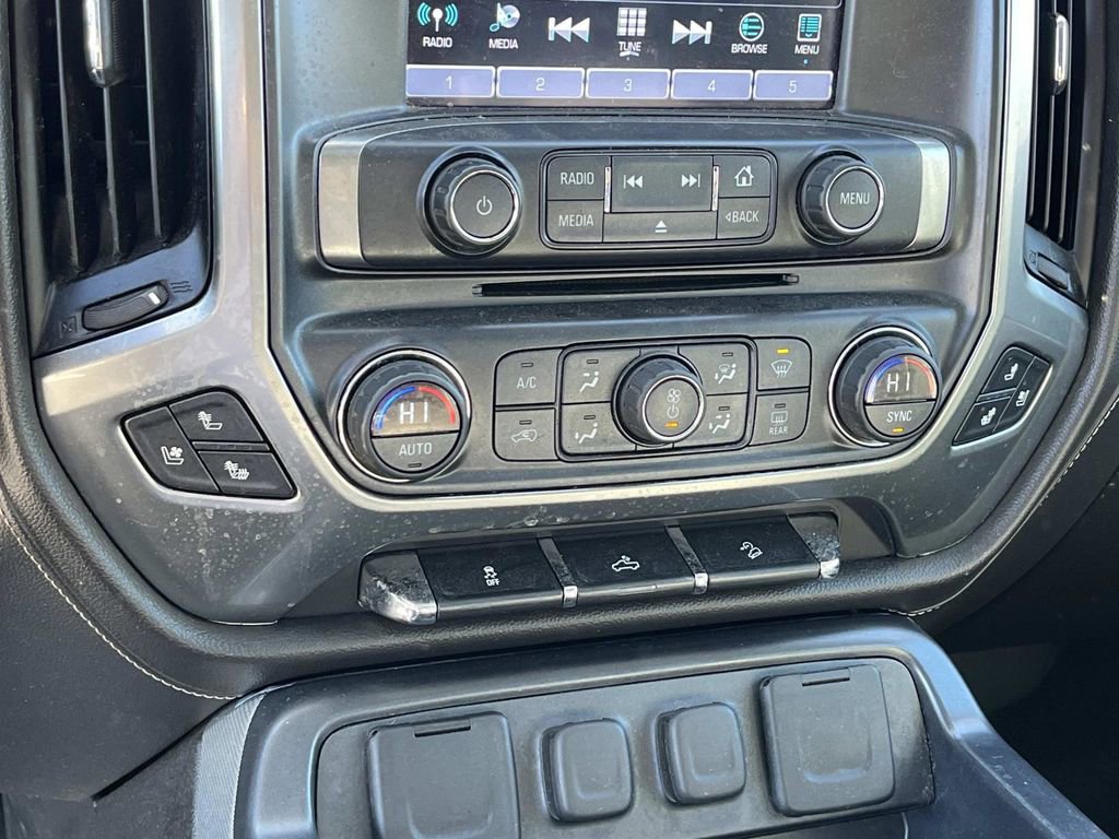 Used 2017 Chevrolet Silverado 1500 LTZ Z71 image 32